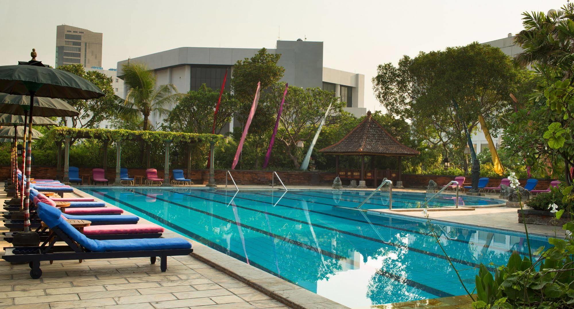 Hotel Bumi 5*